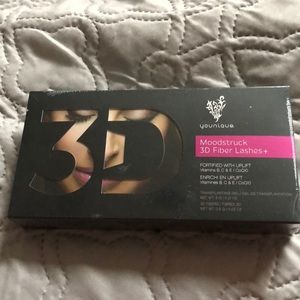 Younique moodstruck 3D lashes